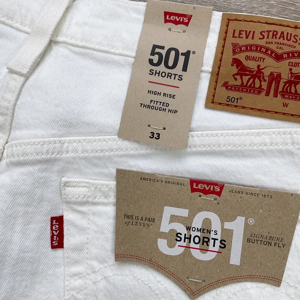 Levis Shorts Womens 33 Ivory Button Fly‎ Cutoff High Waisted Denim NWT